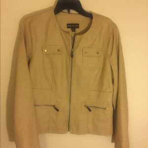 Dana Buchman Linen Blazer!!